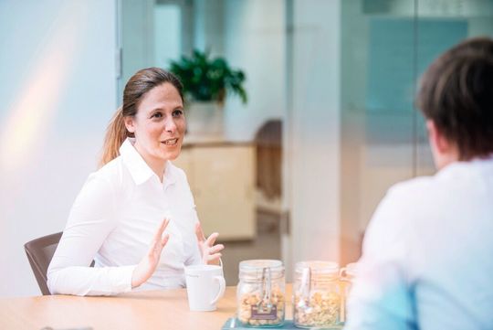 Während die Bundesverwaltung bereits auf den Empfang und die automatisierte Weiterverarbeitung von E-Rechnungen umstellte, müssen jetzt auch Lieferanten und Dienstleister des Bundes handeln Während die Bundesverwaltung bereits auf den Empfang und die automatisierte Weiterverarbeitung von E-Rechnungen umstellte, müssen jetzt auch Lieferanten und Dienstleister des Bundes handeln