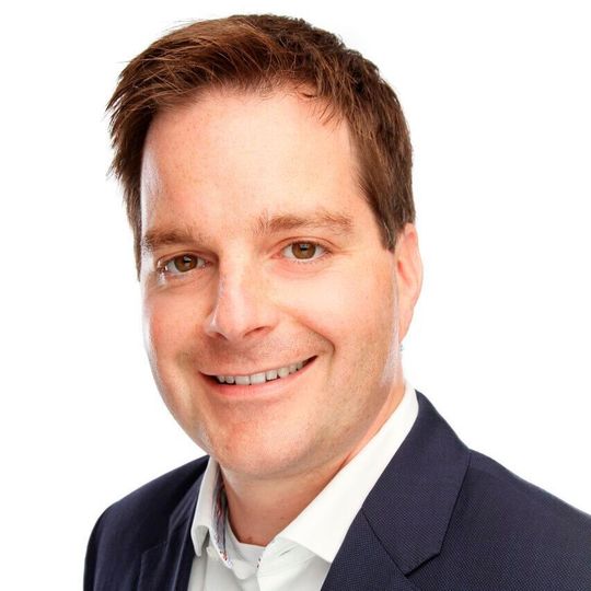 Michael Sewald, Managing Director für Österreich und Mobile in Deutschland und Österreich bei Tech Data, betont die hohe Kompatibilität der Yeelight-Produkte mit anderen Smart-Home-Systemen. Michael Sewald, Managing Director für Österreich und Mobile in Deutschland und Österreich bei Tech Data, betont die hohe Kompatibilität der Yeelight-Produkte mit anderen Smart-Home-Systemen.