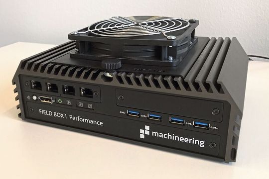 Mit der leistungsstarken „FieldBox 1 Performance“ lassen sich mehrere Feldbusse emulieren – wichtig zum Beispiel bei großen Logistikprojekten. Mit der leistungsstarken „FieldBox 1 Performance“ lassen sich mehrere Feldbusse emulieren – wichtig zum Beispiel bei großen Logistikprojekten.