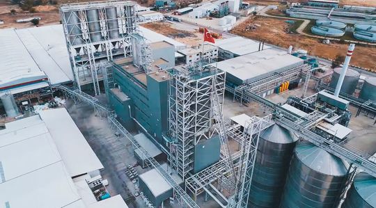 Thyssenkrupp baut für den türkischen Verpackungshersteller Köksan eine zweite Anlage zur Produktion von PET. Thyssenkrupp baut für den türkischen Verpackungshersteller Köksan eine zweite Anlage zur Produktion von PET.