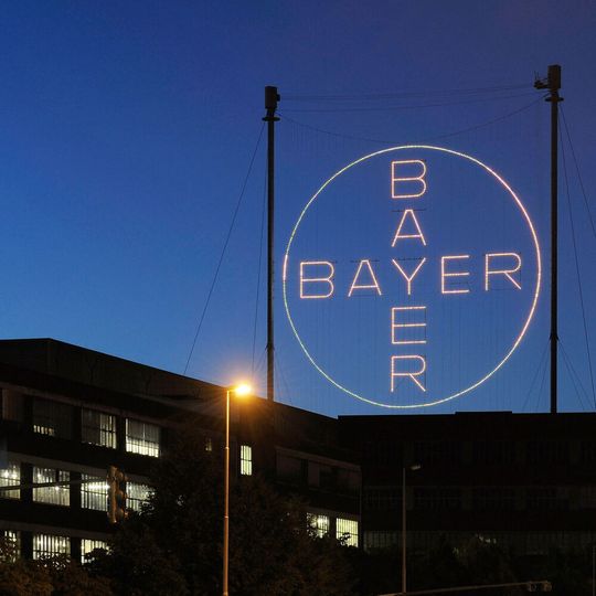 Dank seines Life-Science-Produktportfolios in den Bereichen Gesundheit und Ernährung war Bayer im ersten Quartal trotzt Corona mit seinen Zahlen zufrieden. Dank seines Life-Science-Produktportfolios in den Bereichen Gesundheit und Ernährung war Bayer im ersten Quartal trotzt Corona mit seinen Zahlen zufrieden.