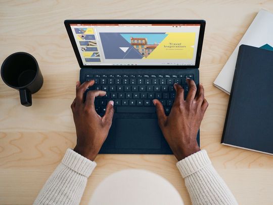 Als größte Aufgabe bei der Verbesserung der Workplace Experience – also den positiven Mitarbeitererfahrungen – empfanden die Befragten einer Studie hierzulande konsequenterweise die Modernisierung der IT-Infrastruktur. Als größte Aufgabe bei der Verbesserung der Workplace Experience – also den positiven Mitarbeitererfahrungen – empfanden die Befragten einer Studie hierzulande konsequenterweise die Modernisierung der IT-Infrastruktur.