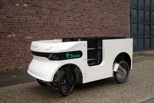 Die einzelnen Fahrzeuge sind für eine Europalette und über 300 kg Zuladung ausgelegt.