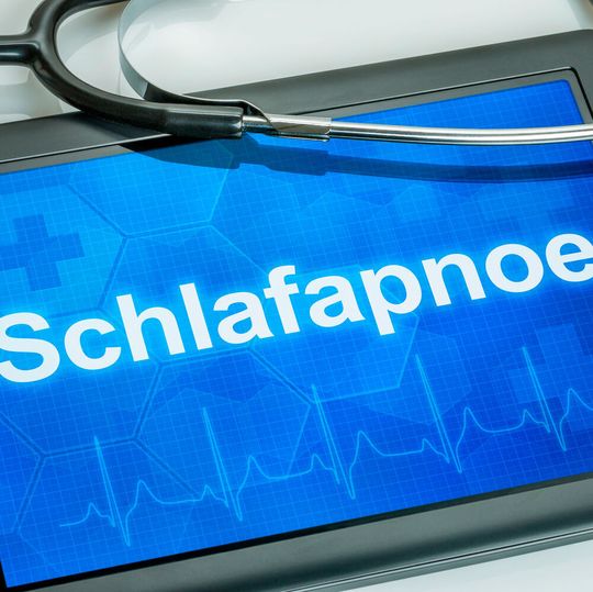 Menschen mit Schlafapnoe können sich jetzt auch per Video beraten lassen. Menschen mit Schlafapnoe können sich jetzt auch per Video beraten lassen.