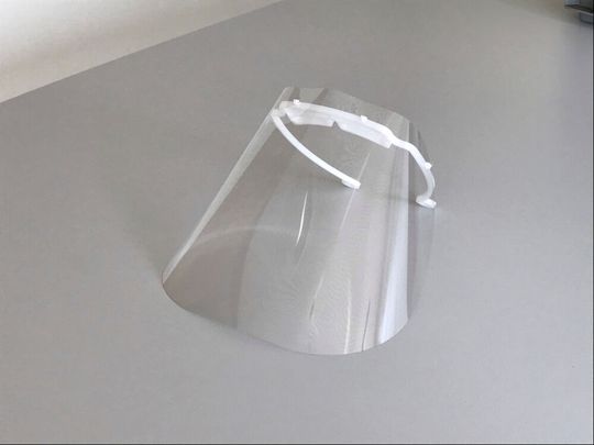 The makeshift face shields are intended to increase protection against droplet infection for doctors and nursing staff. The makeshift face shields are intended to increase protection against droplet infection for doctors and nursing staff.