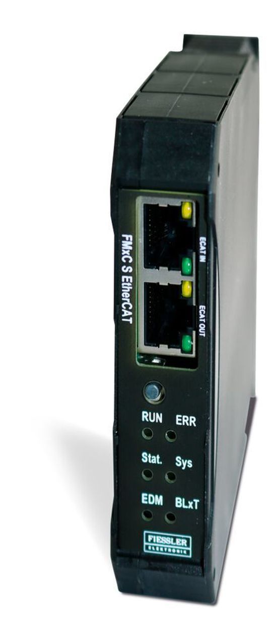 Mit der Ethercat-Erweiterung lässt sich die sichere Steuerung FMSC in Anwendungen mit Anforderung an Feldbuskommunikation und einfacher Diagnose einsetzen. Mit der Ethercat-Erweiterung lässt sich die sichere Steuerung FMSC in Anwendungen mit Anforderung an Feldbuskommunikation und einfacher Diagnose einsetzen.