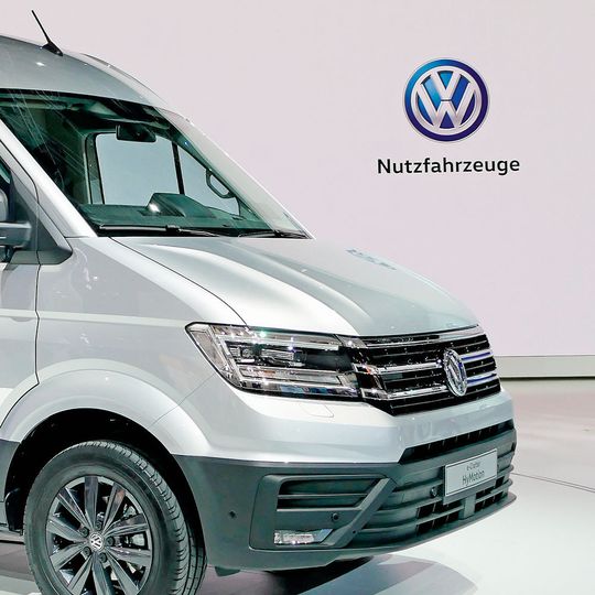 Bis zum 31. Juli bietet Volkswagen Nutzfahrzeuge Kunden beim Kauf eines neuen Modells Sonderkonditionen. Bis zum 31. Juli bietet Volkswagen Nutzfahrzeuge Kunden beim Kauf eines neuen Modells Sonderkonditionen.