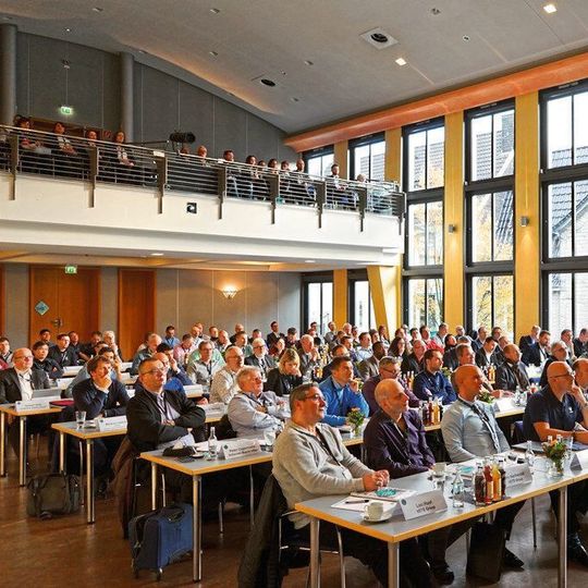 So sahen die „REMBE Safety Days“ im November 2019 aus. Aufgrund der aktuellen Corona-Krise bietet Rembe seine Safety Days als Online-Training an. So sahen die „REMBE Safety Days“ im November 2019 aus. Aufgrund der aktuellen Corona-Krise bietet Rembe seine Safety Days als Online-Training an.