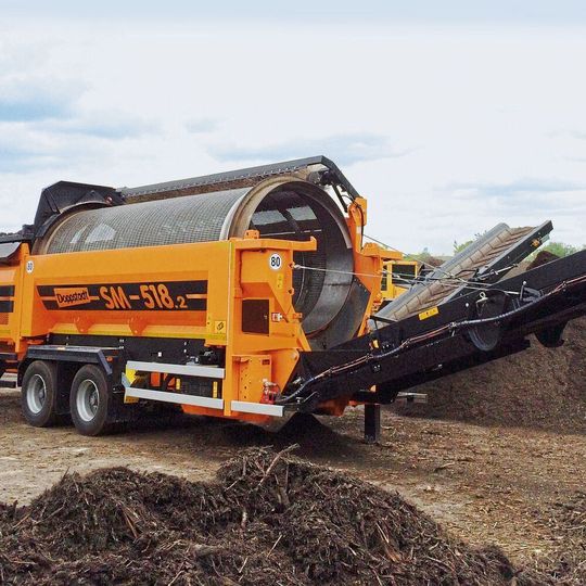 Doppstadt vereint Trommel- und Sternsiebmaschine für jede Anwendung. Doppstadt vereint Trommel- und Sternsiebmaschine für jede Anwendung.