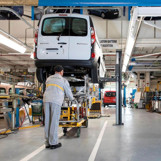 Renault braucht in der Corona-Krise Unterstützung vom Staat. Renault braucht in der Corona-Krise Unterstützung vom Staat.