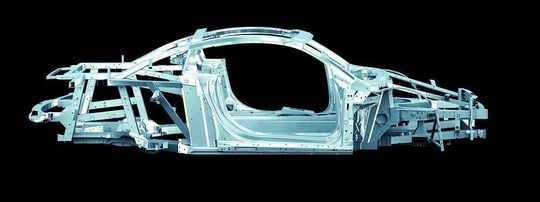 Das Presshärten oder Warmumformen hat sich in den letzten Jahren im Karosseriebau etabliert; der Prozess ist prädestiniert für die Simulation.Bild: Audi Das Presshärten oder Warmumformen hat sich in den letzten Jahren im Karosseriebau etabliert; der Prozess ist prädestiniert für die Simulation.Bild: Audi