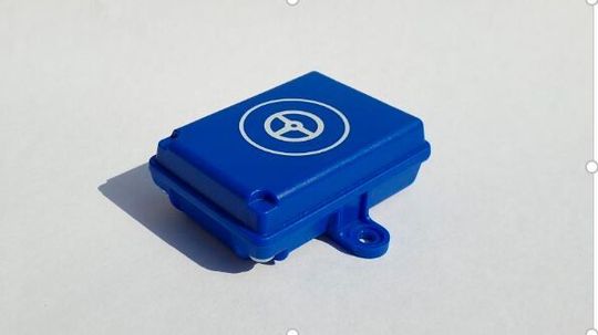 Alle 10 s scannt der „CoronaTracer“ seine Umgebung und zeichnet die umgebenden „CoronaTracer“ auf. Alle 10 s scannt der „CoronaTracer“ seine Umgebung und zeichnet die umgebenden „CoronaTracer“ auf.