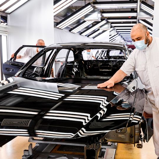 Die Autoindustrie pocht auf eine Kaufprämie. Die Autoindustrie pocht auf eine Kaufprämie.