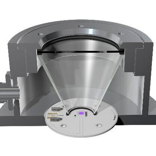 UV-C-LED: Die LED emittiert eine Wellenlänge von 280 nm im ultravioletten Bereich. UV-C-LED: Die LED emittiert eine Wellenlänge von 280 nm im ultravioletten Bereich.