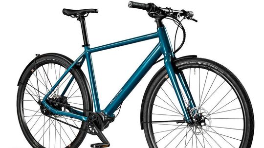 Ein Pedelec? Das MTB Cycletech GP wirkt auf den ersten, zweiten und selbst dritten Blick eigentlich nicht wie ein E-Bike. Ein Pedelec? Das MTB Cycletech GP wirkt auf den ersten, zweiten und selbst dritten Blick eigentlich nicht wie ein E-Bike.