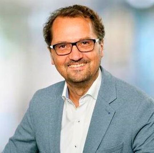 Stefan Schweizer, Regional Vice President Sales DACH bei Thycotic, stellt sich selbstbewusst den neuen Herausforderungen. Stefan Schweizer, Regional Vice President Sales DACH bei Thycotic, stellt sich selbstbewusst den neuen Herausforderungen.