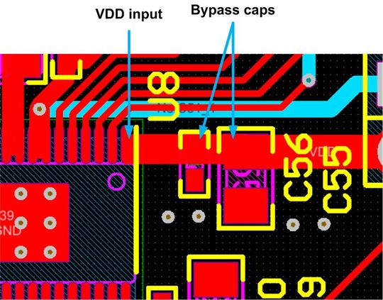 Bild 9: Platzierung von Bypass-Kondensatoren am Eingang für die Logik-Stromversorgung.