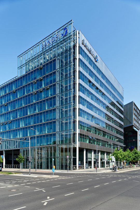 Sanofi-Generaldirektor Paul Hudson hatte für Irritationen gesorgt, als er deutlich gemacht hatte, dass die USA bei dem Impfstoff gegen Corona Vorrang hätten. Sanofi-Generaldirektor Paul Hudson hatte für Irritationen gesorgt, als er deutlich gemacht hatte, dass die USA bei dem Impfstoff gegen Corona Vorrang hätten.
