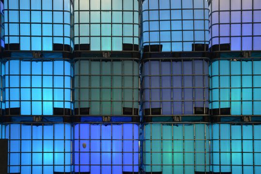 Sigfox will seine 0G-Netzanbindung für Intermediate Bulk Container (IBC) als Vendor-Managed-Inventory-Lösungen jährlich in einer Größenordnung von mehreren Millionen Stück verkaufen. Sigfox will seine 0G-Netzanbindung für Intermediate Bulk Container (IBC) als Vendor-Managed-Inventory-Lösungen jährlich in einer Größenordnung von mehreren Millionen Stück verkaufen.