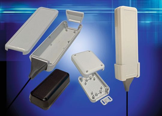 Das zunächst in sechs Größen erhältliche, nach UL94-V0 feuerfeste ABS-Gehäuse von Hammond Electronics liegt dank ergonomischem Design bequem in der Hand. Das zunächst in sechs Größen erhältliche, nach UL94-V0 feuerfeste ABS-Gehäuse von Hammond Electronics liegt dank ergonomischem Design bequem in der Hand.