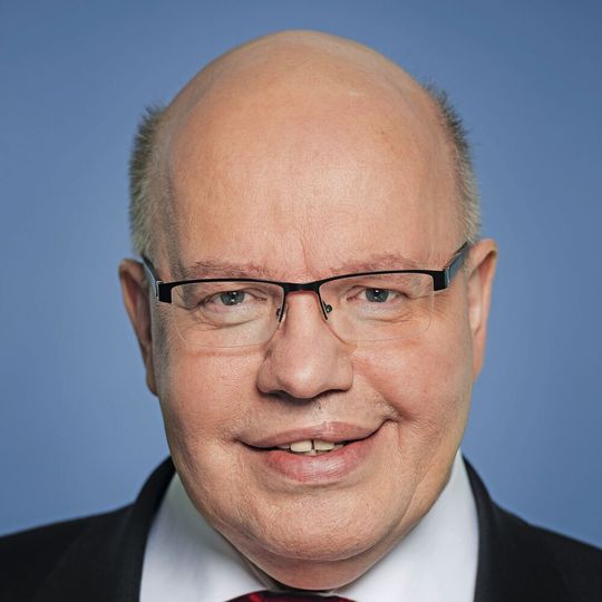 Bundeswirtschaftsminister Altmeier sagte, dass er sich ein gemeinsames europäisches Projekt für die Arzneimittelproduktion gut vorstellen könne. Bundeswirtschaftsminister Altmeier sagte, dass er sich ein gemeinsames europäisches Projekt für die Arzneimittelproduktion gut vorstellen könne.