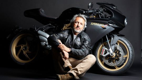Der italienische Motorradhersteller MV Agusta ernennt den neuen Marketingleiter Filippo Bassoli mit Wirkung ab dem 01. Juni 2020. Der italienische Motorradhersteller MV Agusta ernennt den neuen Marketingleiter Filippo Bassoli mit Wirkung ab dem 01. Juni 2020.