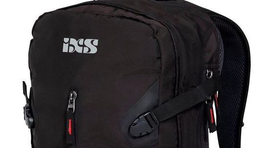 er iXS Day wurde speziell auf die Anforderungen von Motorradfahrern zugeschnitten. er iXS Day wurde speziell auf die Anforderungen von Motorradfahrern zugeschnitten.