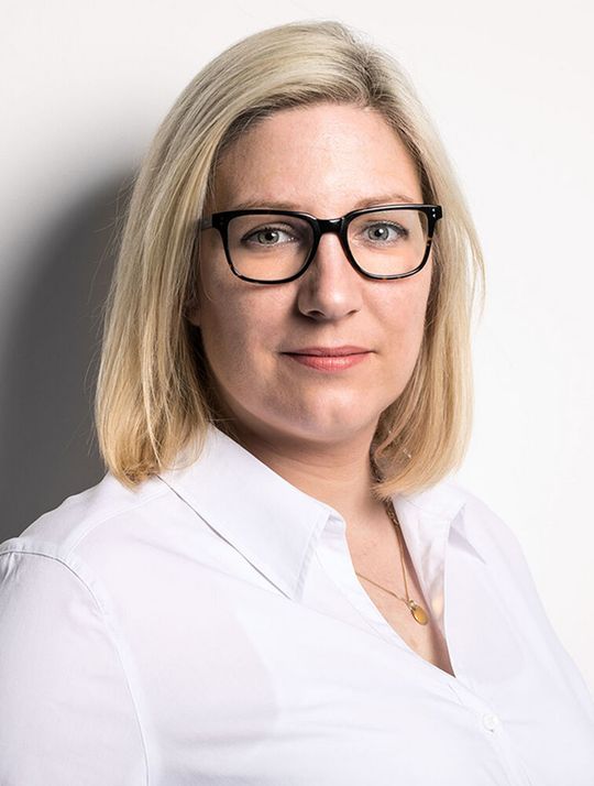 Tanja Wendling, Projektleiterin der T4M: „Innovationen ohne Covid-19-Bezug sind ins Hintertreffen geraten. Dabei haben Start-ups aber auch etablierte Unternehmen wegweisende Ideen für eine Neuaufstellung der Medizintechnik in Produktion und Fertigung.“ Tanja Wendling, Projektleiterin der T4M: „Innovationen ohne Covid-19-Bezug sind ins Hintertreffen geraten. Dabei haben Start-ups aber auch etablierte Unternehmen wegweisende Ideen für eine Neuaufstellung der Medizintechnik in Produktion und Fertigung.“