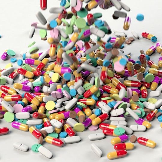 Die Europäische Kommission will die Pharmaindustrie in der Europäischen Union stützen. Die Europäische Kommission will die Pharmaindustrie in der Europäischen Union stützen.