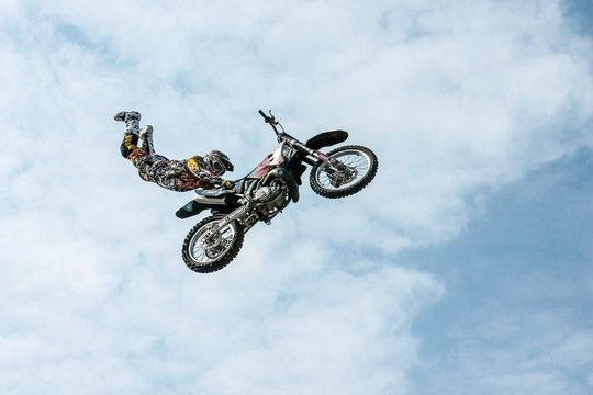 Die Motorradbranche reibt sich die Augen: Die Motorradneuzulassungen im Mai befanden sich auf Höhenflug. Die Motorradbranche reibt sich die Augen: Die Motorradneuzulassungen im Mai befanden sich auf Höhenflug.