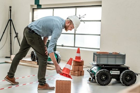 Noch fährt Husky A200 nur über simulierte Baustellen der Forscher. Eine Baustelle ist eine schwierige Umgebung für autonome Roboter, da sie sich ständig verändert.