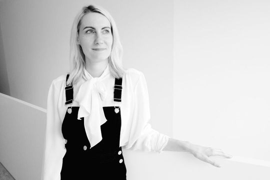 Roxy Morris ist Field Marketing Managerin DACH bei der Beekeeper AG. Roxy Morris ist Field Marketing Managerin DACH bei der Beekeeper AG.