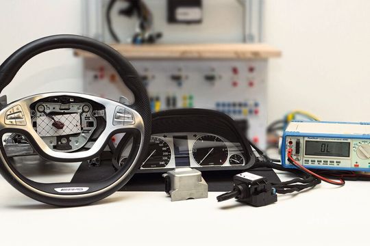 Schäden an elektrischen Zündschlössern und Lenksäulenverriegelungen sind für den Fahrzeughalter richtig teuer. Doch bei Ecu.de gibt es kostengünstige Hilfe. Schäden an elektrischen Zündschlössern und Lenksäulenverriegelungen sind für den Fahrzeughalter richtig teuer. Doch bei Ecu.de gibt es kostengünstige Hilfe.