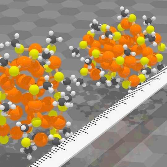 Nanostructures such as these thiol-covered gold nanoparticles can now be studied by using the new machine learning method developed in the University of Jyväskylä. Nanostructures such as these thiol-covered gold nanoparticles can now be studied by using the new machine learning method developed in the University of Jyväskylä.