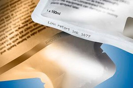 Die spezielle Linx-Retort-Tinte 1077 ist für Continuous-Inkjet-Drucker aus der Linx-8900-Serie von Bluhm Systeme gemünzt. Die spezielle Linx-Retort-Tinte 1077 ist für Continuous-Inkjet-Drucker aus der Linx-8900-Serie von Bluhm Systeme gemünzt.