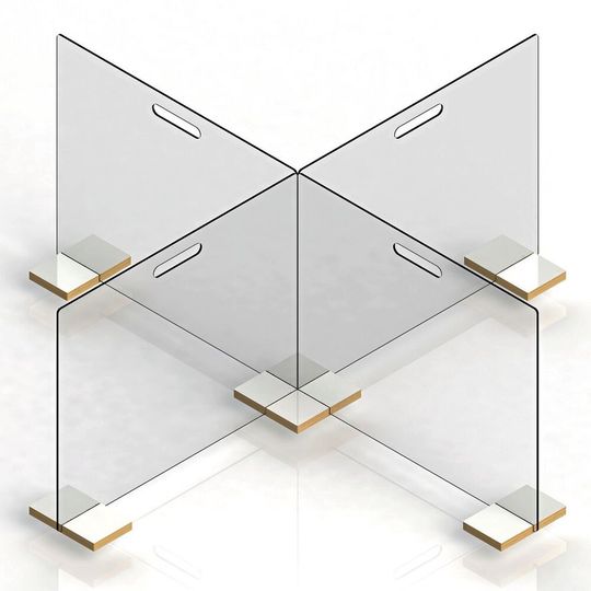 Beim Schutzscheiben-System von Weigang handelt es sich um eine Baukasten-Lösung zur Abwehr von Tröpfcheninfektionen, die sich an verschiedene Arbeitsplatz- und Point-of-Sale-Situationen anpassen lässt. Im Bild sieht man eine Aufstellung in X-Form für mehrere Arbeitsplätze. Beim Schutzscheiben-System von Weigang handelt es sich um eine Baukasten-Lösung zur Abwehr von Tröpfcheninfektionen, die sich an verschiedene Arbeitsplatz- und Point-of-Sale-Situationen anpassen lässt. Im Bild sieht man eine Aufstellung in X-Form für mehrere Arbeitsplätze.