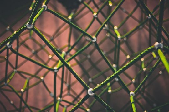 Kundenbindung entsteht durch ein kluges CRM-Konzept, mit dem sich Routineaufgaben automatisieren lassen und das durch Business-Intelligence wichtige Daten gezielt auswertet und nutzbar macht. Kundenbindung entsteht durch ein kluges CRM-Konzept, mit dem sich Routineaufgaben automatisieren lassen und das durch Business-Intelligence wichtige Daten gezielt auswertet und nutzbar macht.