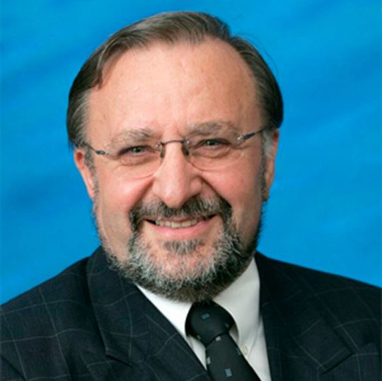 Prof. Dr. Leo Lorenz: "Besondere Aufmerksamkeit erfahren die Forschung und junge Ingenieure durch die Verleihung des Young Engineer und des Best Paper Awards." Prof. Dr. Leo Lorenz: "Besondere Aufmerksamkeit erfahren die Forschung und junge Ingenieure durch die Verleihung des Young Engineer und des Best Paper Awards."