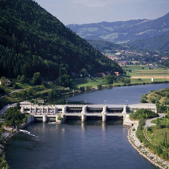 Das Unternehmen Verbund arbeitet am Beispiel des Murkraftwerks Rabenstein in der Steiermark am ersten umfassend digitalen Wasserkraftwerk Europas. Das Unternehmen Verbund arbeitet am Beispiel des Murkraftwerks Rabenstein in der Steiermark am ersten umfassend digitalen Wasserkraftwerk Europas.