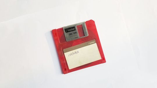 Selbst nach zwei Jahren tun sich Unternehmen immer noch schwer das erforderliche Level an Datenschutz zu erreichen – doch es gibt auch Vorreiter auf diesem Gebiet. Firmen sollten alte Strukturen vergessen und sich von ihren Wettbewerbern abschauen, wie es wirklich geht. Selbst nach zwei Jahren tun sich Unternehmen immer noch schwer das erforderliche Level an Datenschutz zu erreichen – doch es gibt auch Vorreiter auf diesem Gebiet. Firmen sollten alte Strukturen vergessen und sich von ihren Wettbewerbern abschauen, wie es wirklich geht.