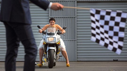 Motorradfahren ist für Miriam Höfer nicht nur Hobby, sondern Leidenschaft. Motorradfahren ist für Miriam Höfer nicht nur Hobby, sondern Leidenschaft.