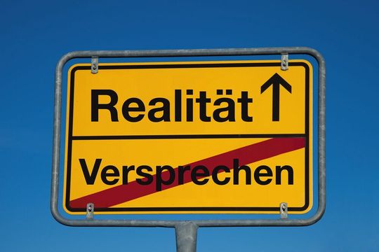 Auch die Werbung muss auf nachprüfbaren Tatsachen basieren. Auch die Werbung muss auf nachprüfbaren Tatsachen basieren.