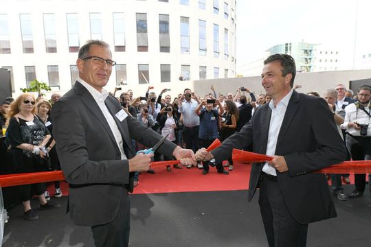 XJet CEO, Hanan Gothait, and Straumann VP, Stephan Oehler, cut the ribbon at the grand opening of XJet’s AM Centre XJet CEO, Hanan Gothait, and Straumann VP, Stephan Oehler, cut the ribbon at the grand opening of XJet’s AM Centre