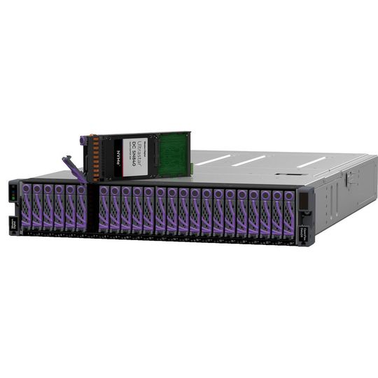 Passt: Eine OpenFlex Data24 kann mit bis zu 24 Ultrastar DC SN840 NVMe SSDs bestückt werden. Passt: Eine OpenFlex Data24 kann mit bis zu 24 Ultrastar DC SN840 NVMe SSDs bestückt werden.