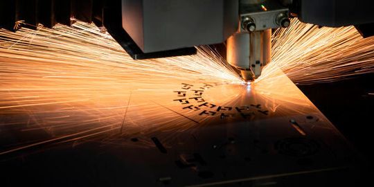 Das B2B-Start-up startete vor zweieinhalb Jahren mit der Beschaffungsplattform für Metallteile durch. Jetzt hat ein weiterer Kapitalgeber investiert. Das B2B-Start-up startete vor zweieinhalb Jahren mit der Beschaffungsplattform für Metallteile durch. Jetzt hat ein weiterer Kapitalgeber investiert.