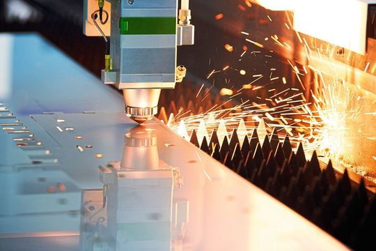 In den nächsten drei Monaten rechnet die Mehrheit der Unternehmen im Maschinenbau nicht mit einer Ausweitung der Produktion. In den nächsten drei Monaten rechnet die Mehrheit der Unternehmen im Maschinenbau nicht mit einer Ausweitung der Produktion.