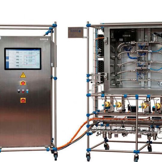 Cryoflowskid by De Dietrich Process Systems incorporates flow reactors from Innosyn. Cryoflowskid by De Dietrich Process Systems incorporates flow reactors from Innosyn.