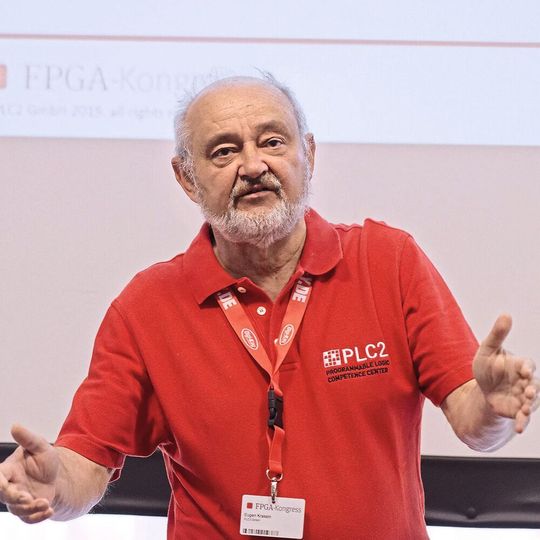 In seinem Element: PLC2-Gründer
Eugen Krassin auf dem FPGA-
Kongress 2019 (fpga-conference.eu). In seinem Element: PLC2-Gründer
Eugen Krassin auf dem FPGA-
Kongress 2019 (fpga-conference.eu).