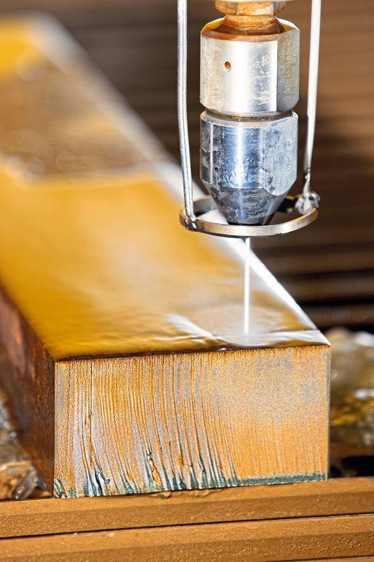 Different materials can be cut more effectively. Different materials can be cut more effectively.