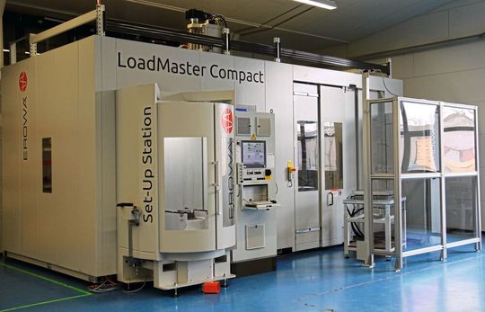 Erowa Loadmaster Compact can accommodate parts up to 4,000 kg Erowa Loadmaster Compact can accommodate parts up to 4,000 kg